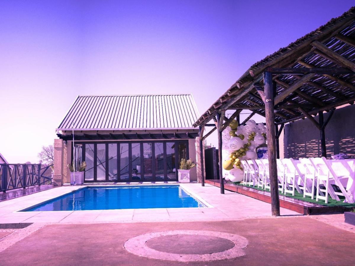 Masingitana Hotel Acornhoek ภายนอก รูปภาพ