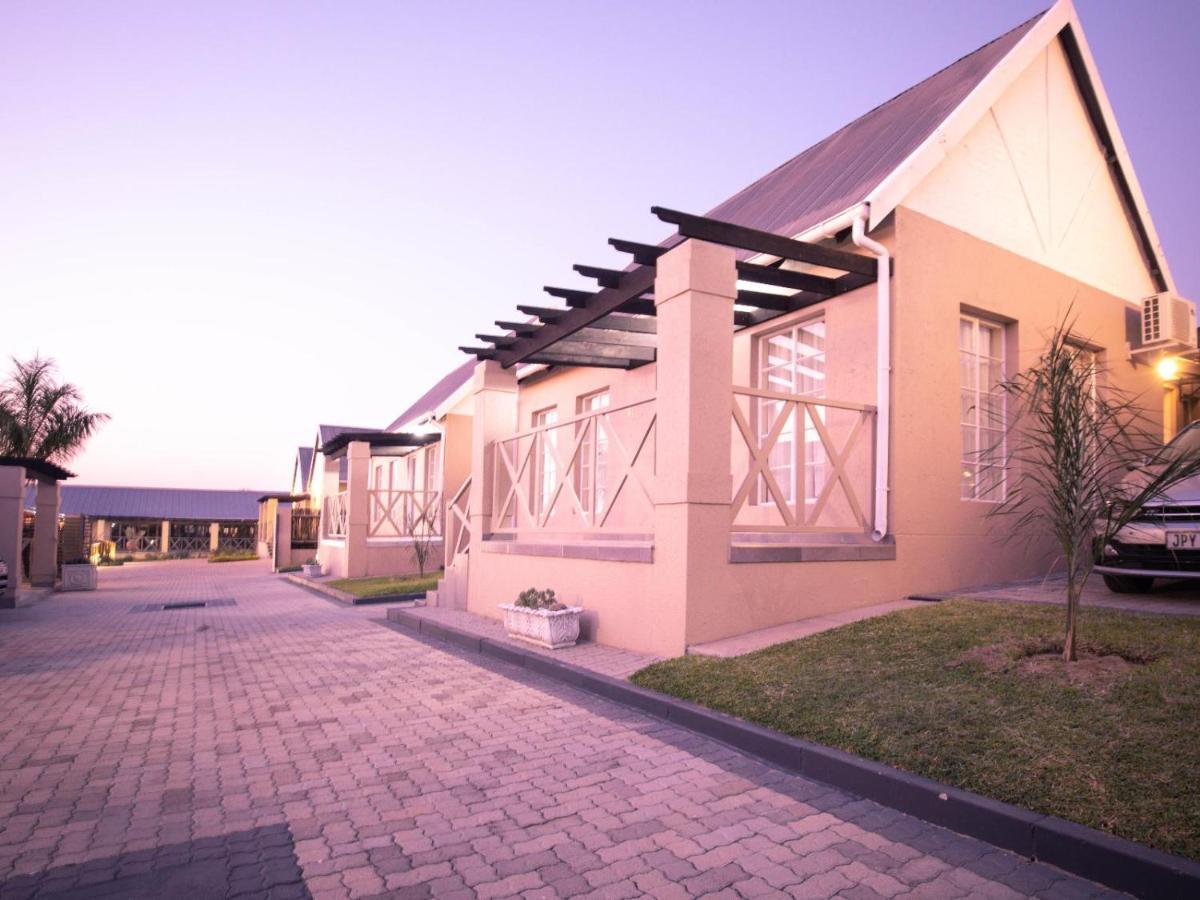 Masingitana Hotel Acornhoek ภายนอก รูปภาพ
